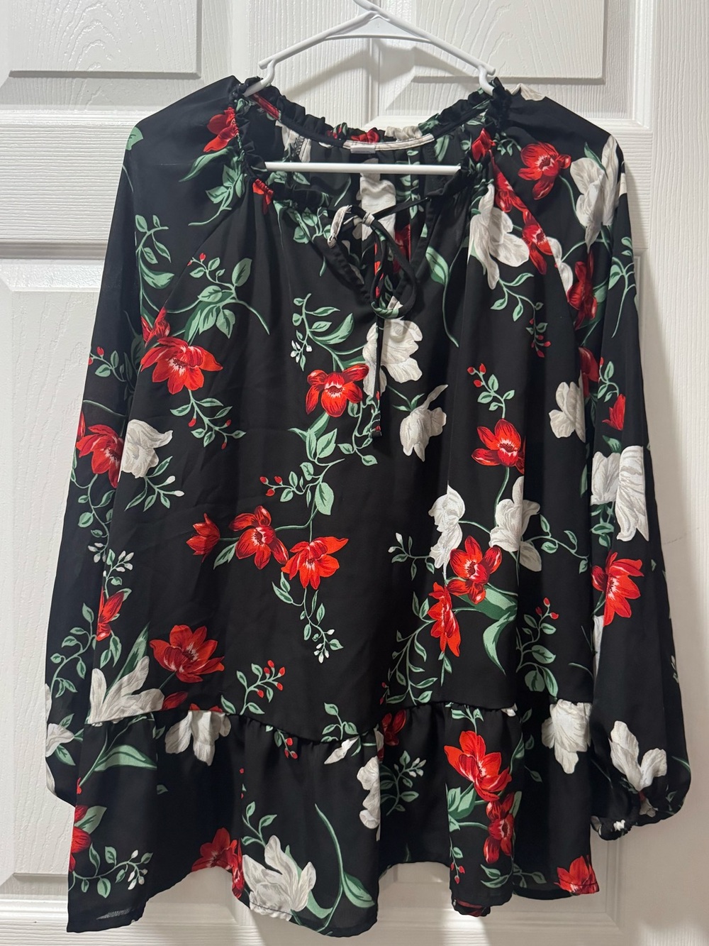Old Navy Black Floral Peasant Tunic - Red & White Flowers